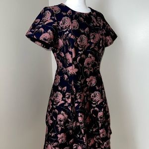 🚨NWT🚨 Vince Camuto Dress